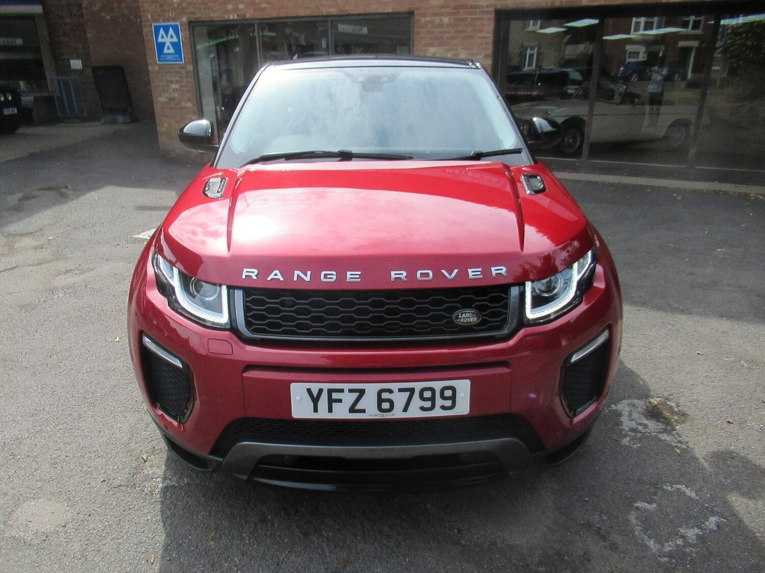 land-rover-range-rover-evoque-hse-dyn-td4-62c75cbb6cc54