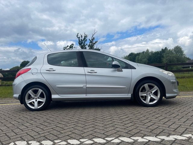 peugeot-308-sport-120-62c9f66e1f3d3