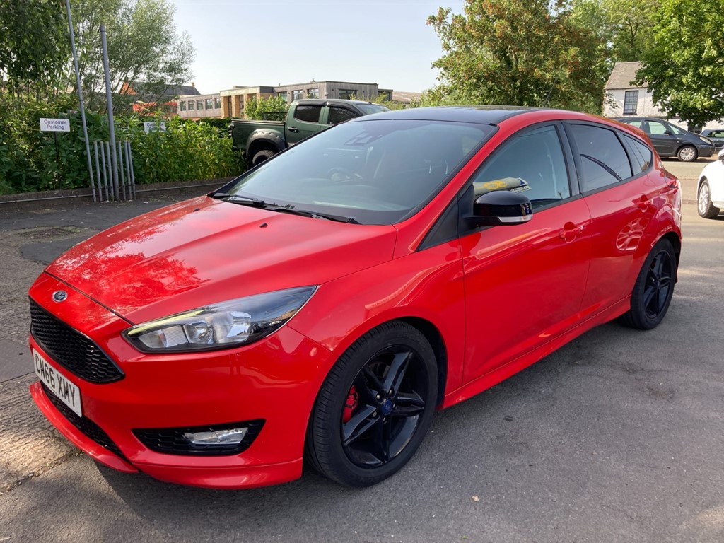 ford-focus-zetec-s-red-edition-tdci-62caf5b5c287a