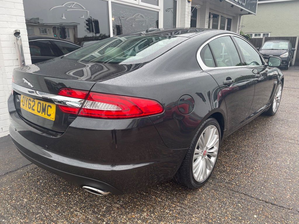 jaguar-xf-portfolio-d-auto-62cb472b72982