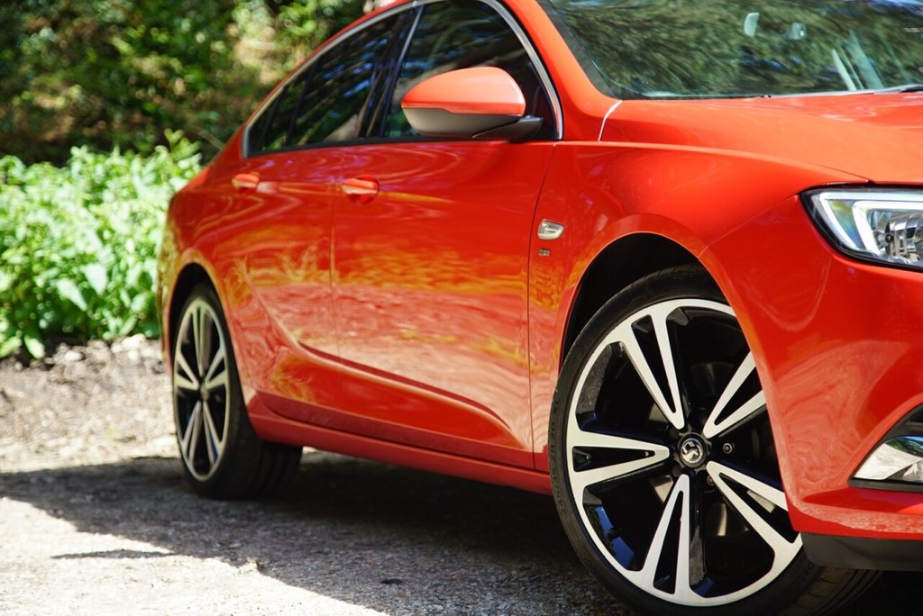 vauxhall-insignia-sri-nav-turbo-d-auto-62cb4ff60230b